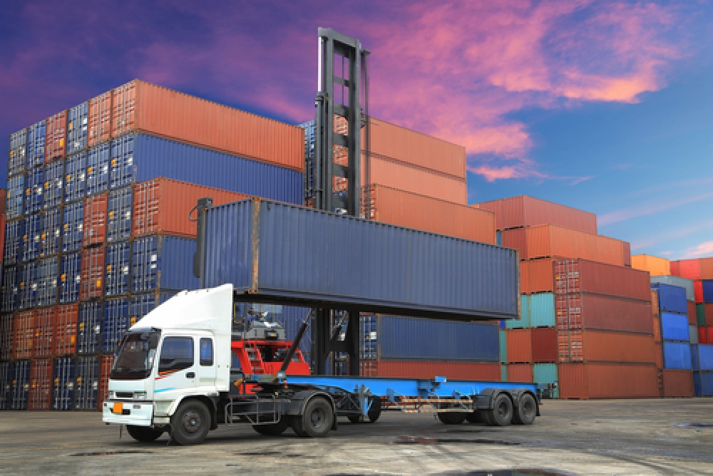 Aneka jenis truk kontainer dan ukurannya. Sumber: goodnewsfromindonesia